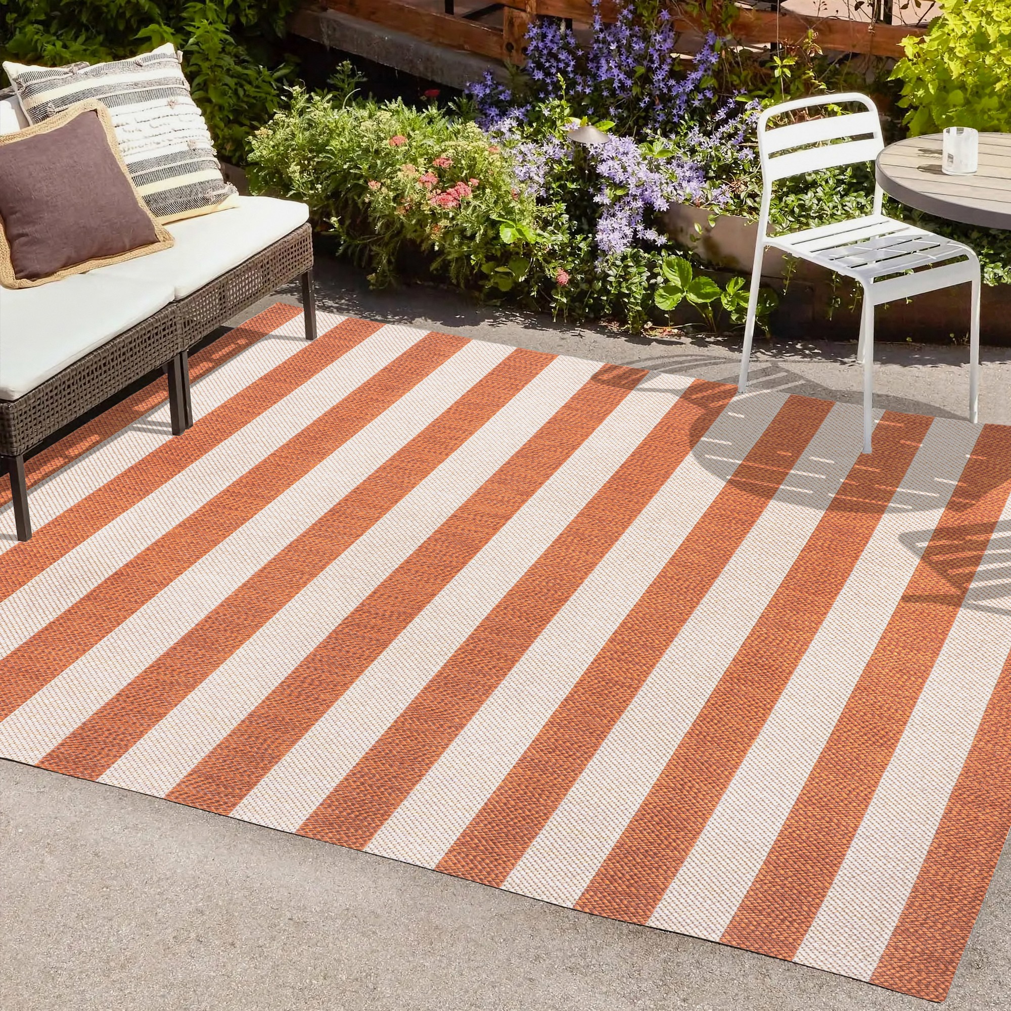 JONATHAN Y SMB203A-3 Negril Two-Tone Wide Stripe Orange/Beige 3 ft. x 5 ft. Indoor/Outdoor Area Rug, Farmhouse, Pet Friendly, Stain Resistant, Easy to Clean, for Patio, Living Room; Kitchen, Bedroom